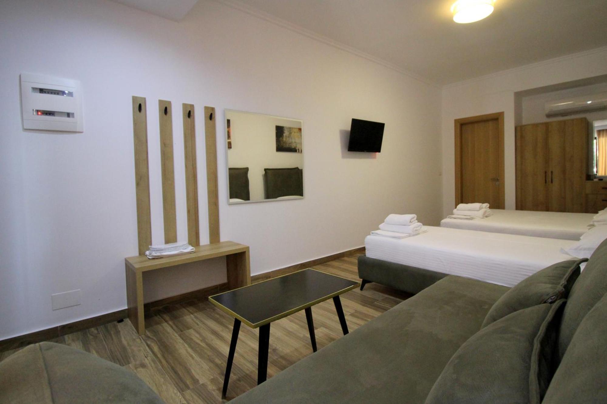 Ortus Rooms Sarande Exterior photo